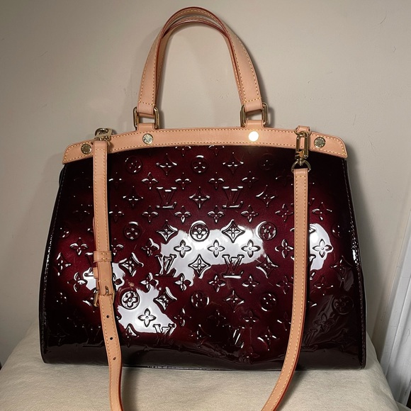 LOUIS VUITTON Amarante Monogram Vernis Brea MM - Picture 2 of 5